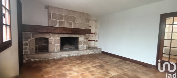 4 bedrooms House in Lauriere, France No. 110499 8