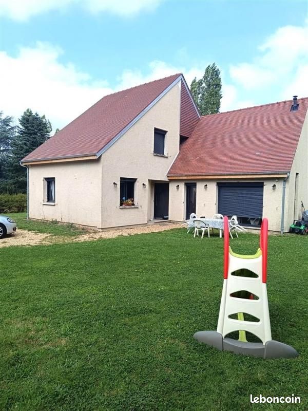 3 bedrooms House in Senonches, France No. 241381