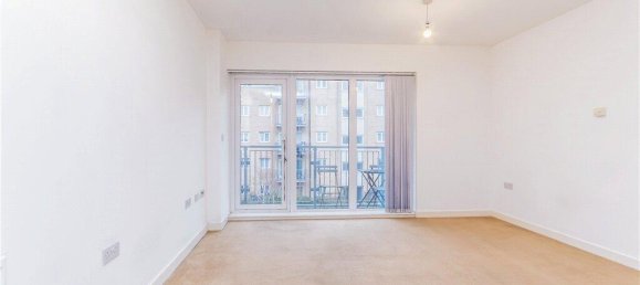 1 bedroom Apartment in Croydon, United Kingdom No. 8013 2