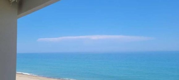 3 rooms Apartment in Strongoli, Italy No. 19308 4