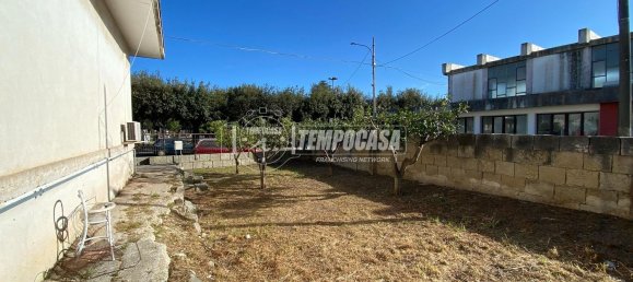 7 rooms House in Corigliano d'Otranto, Italy No. 10469 37