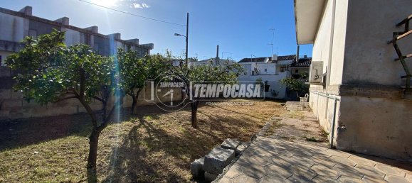 7 rooms House in Corigliano d'Otranto, Italy No. 10469 34