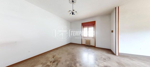 7 rooms House in Corigliano d'Otranto, Italy No. 10469 17