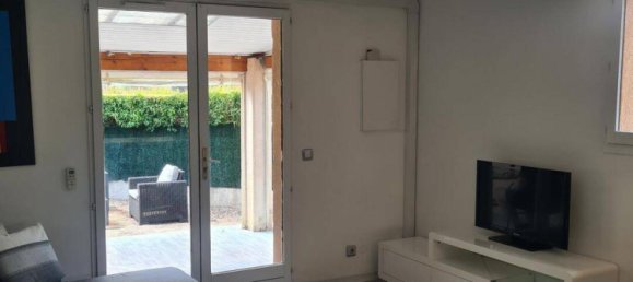 1 bedroom House in Tourrettes, France No. 330107 4