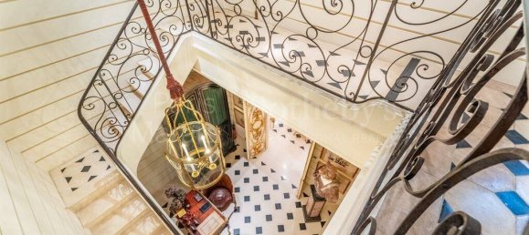 Дуплекс с 3 спальнями в Париж, Франция № 182612 4