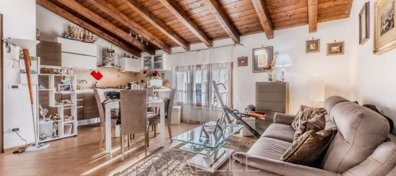 Квартира с 2 комнатами в Рим, Италия № 261482 5