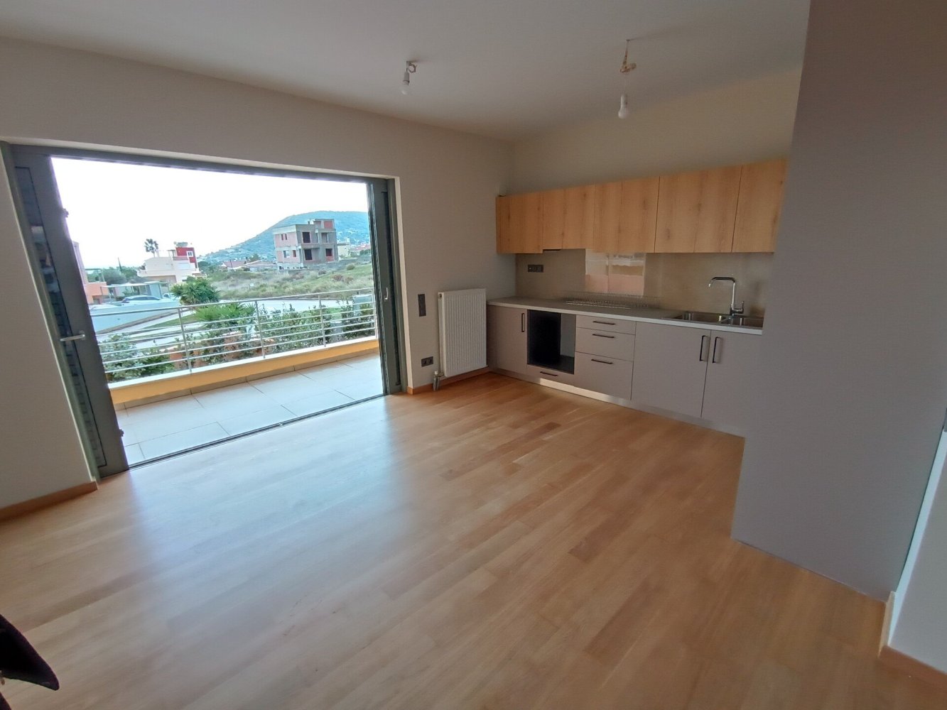 237m² Property in Kalyvia Thorikou, Greece No. 3298