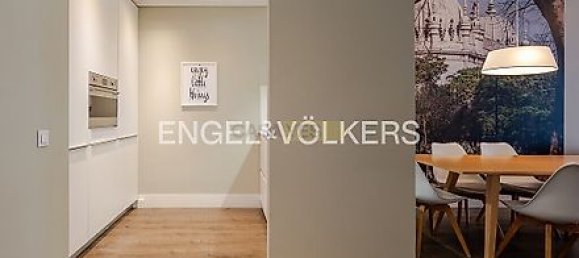 2 bedrooms Apartment in Lisbon, Portugal No. 12135 6