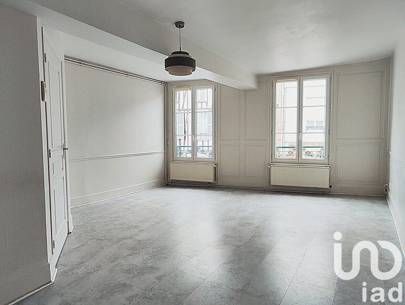 Apartamento de 2 dormitorios en Chalons-en-Champagne, France No. 219873