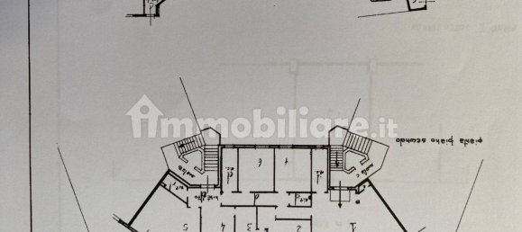 5 غرف نوم شقة في Perugia, Italy رقم 138833 30