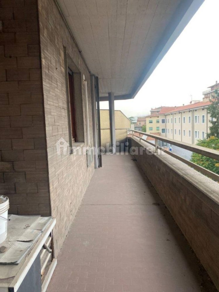 5 غرف نوم شقة في Perugia, Italy رقم 138833