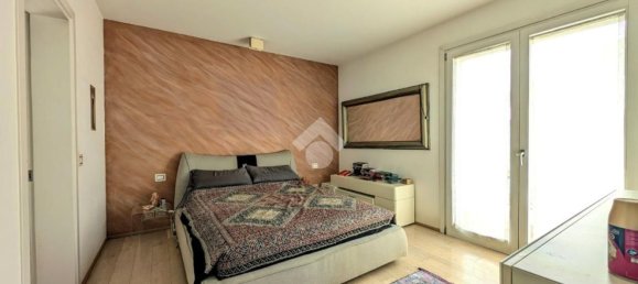 4 rooms Apartment in Treviso, Italy No. 274144 8