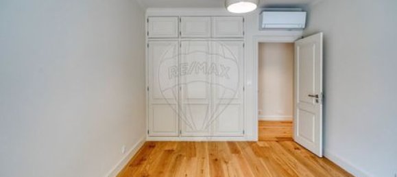 3 bedrooms Apartment in Cascais, Portugal No. 252729 9