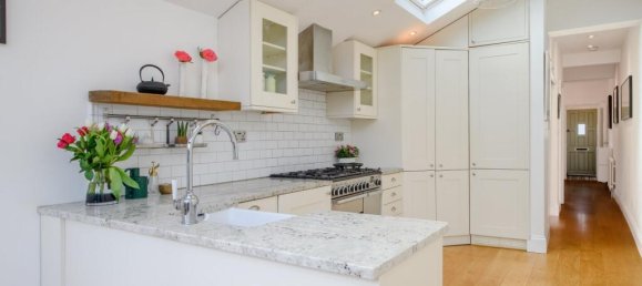 2 Schlafzimmer Haus in East Sheen, United Kingdom, Nr. 8951 5