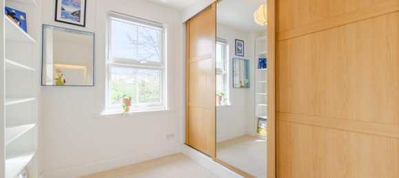 2 Schlafzimmer Haus in East Sheen, United Kingdom, Nr. 8951 14