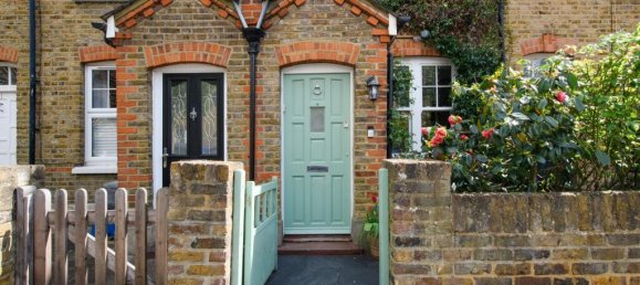 2 Schlafzimmer Haus in East Sheen, United Kingdom, Nr. 8951 2