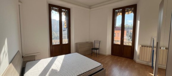 3 bedrooms Apartment in Milan, Italy No. 311694 2