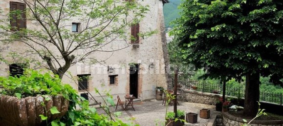 5 bedrooms House in Contigliano, Italy No. 341633 15