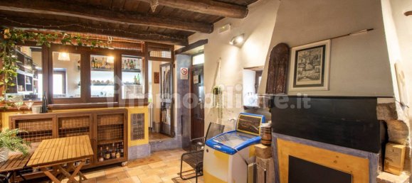 5 bedrooms House in Contigliano, Italy No. 341633 19