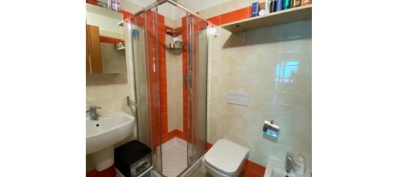 3 bedrooms Penthouse in Pisa, Italy No. 319611 2