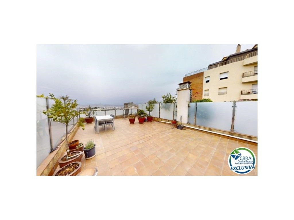 3 chambres Duplex à Roses, Spain No. 243291