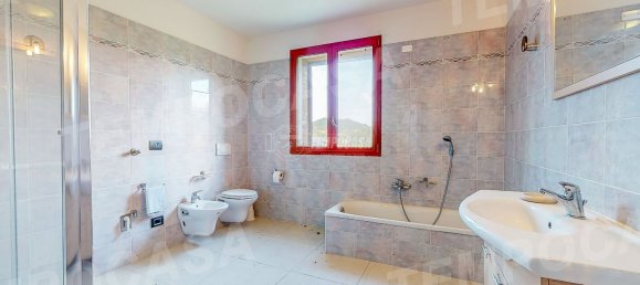 7 rooms House in Valsamoggia, Italy No. 152800 13