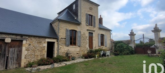 Дом с 8 комнатами в Сен-Жорж-де-Пуазьё, Франция № 241077 11