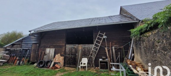 Дом с 8 комнатами в Сен-Жорж-де-Пуазьё, Франция № 241077 12