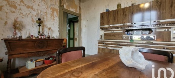 Дом с 8 комнатами в Сен-Жорж-де-Пуазьё, Франция № 241077 2