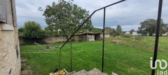 Дом с 8 комнатами в Сен-Жорж-де-Пуазьё, Франция № 241077 4