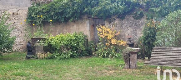 Дом с 8 комнатами в Сен-Жорж-де-Пуазьё, Франция № 241077 8