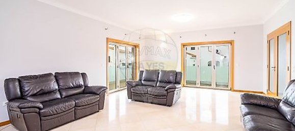 4 bedrooms House in Portimao, Portugal No. 26734 5