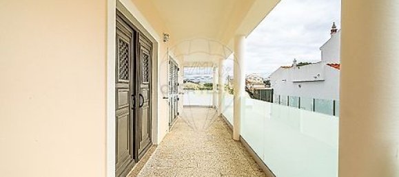 4 bedrooms House in Portimao, Portugal No. 26734 2