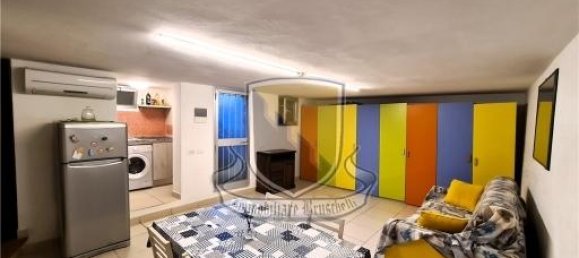 3 rooms Apartment in Grosseto, Italy No. 33070 4