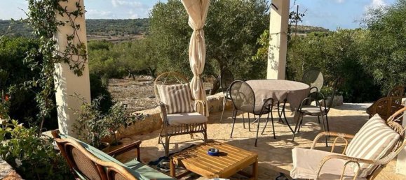 3 bedrooms Villa in Ostuni, Italy No. 325444 3