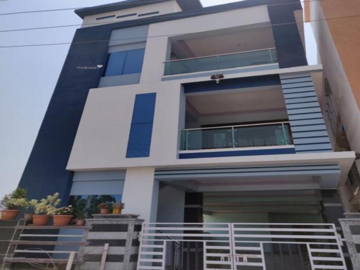 3 bedrooms House in Visakhapatnam, India No. 27974