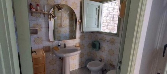 4 rooms House in Erice, Italy No. 250788 3