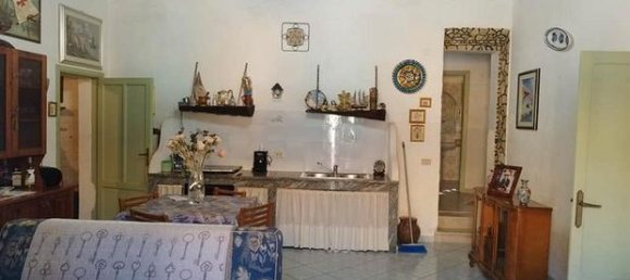 4 rooms House in Erice, Italy No. 250788 6
