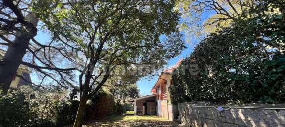 3 bedrooms Villa in Ronciglione, Italy No. 151465 5