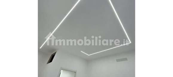 3 bedrooms Apartment in Rome, Italy No. 16872 25