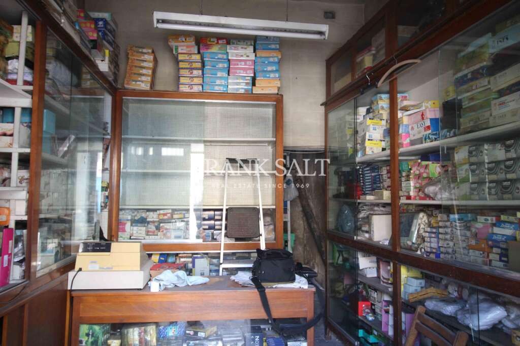 17m² Shop in Fgura, Malta No. 13446