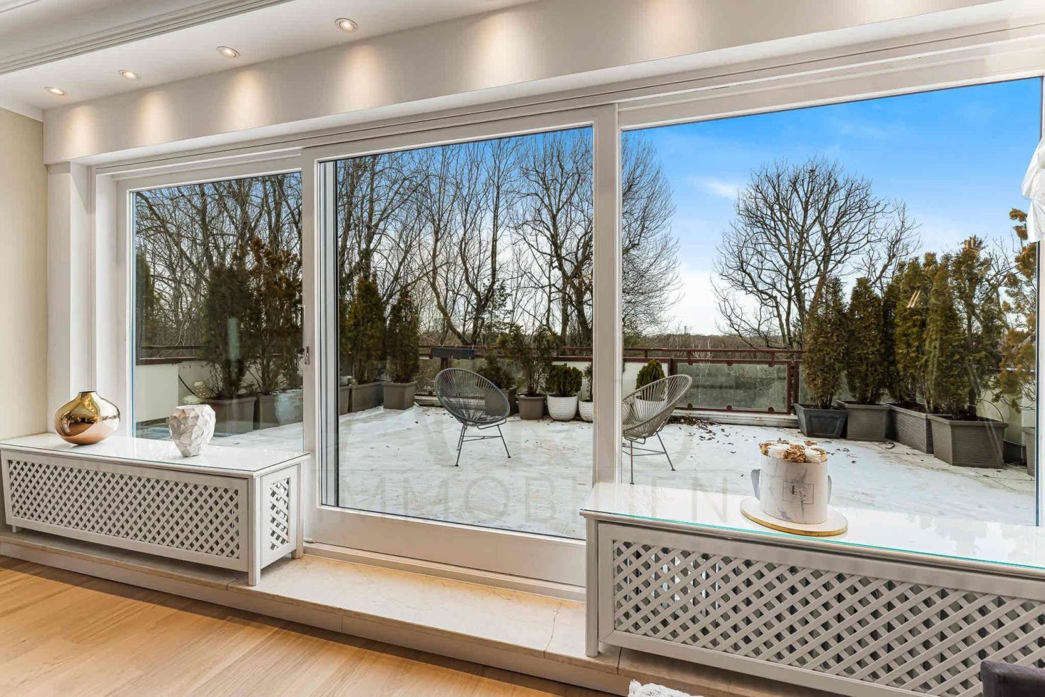 2 Schlafzimmer Doppelhaus in München, Germany, Nr. 205972