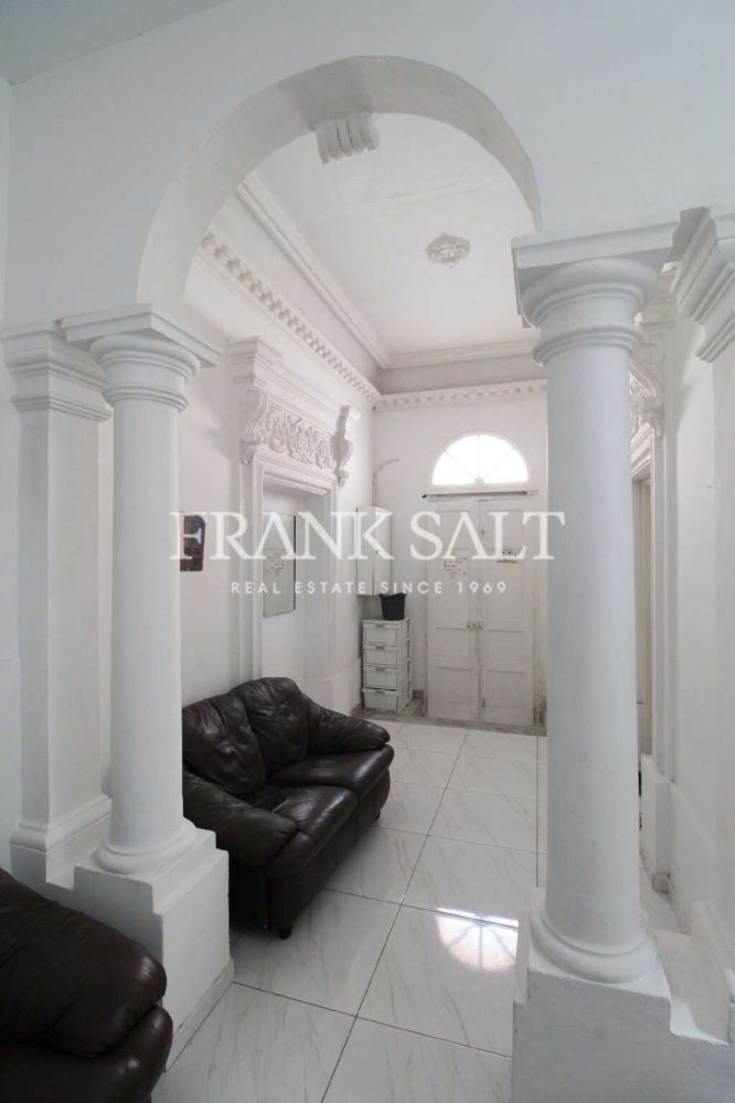 7 غرف نوم تاون هاوس في Santa Venera, Malta رقم 1765