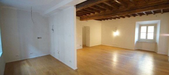 4 bedrooms Apartment in Turin, Italy No. 380896 3