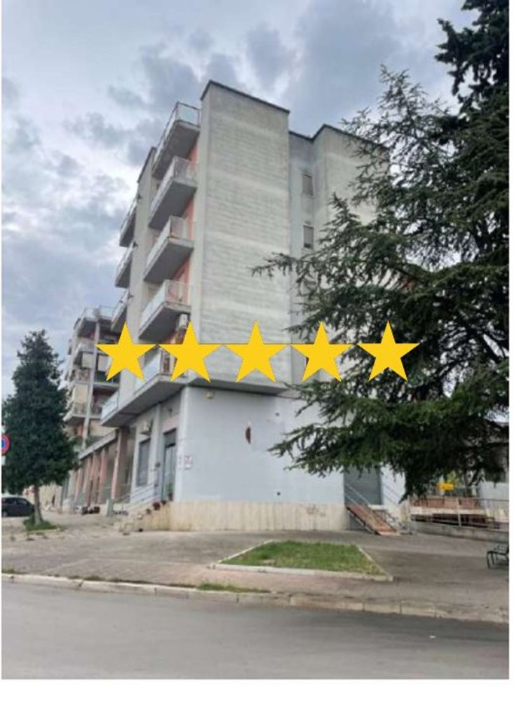 4غرفة شقة في San Ferdinando di Puglia, Italy رقم 180137