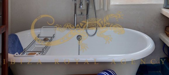 4 bedrooms House in Ibiza town, Spain No. 934 27