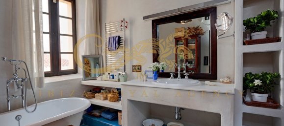 4 bedrooms House in Ibiza town, Spain No. 934 24