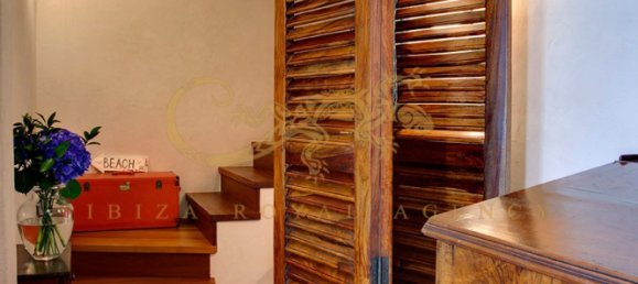 4 bedrooms House in Ibiza town, Spain No. 934 15