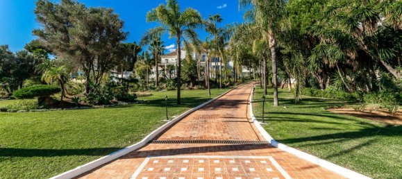 16 bedrooms Villa in El Paraiso, Spain No. 146163 15