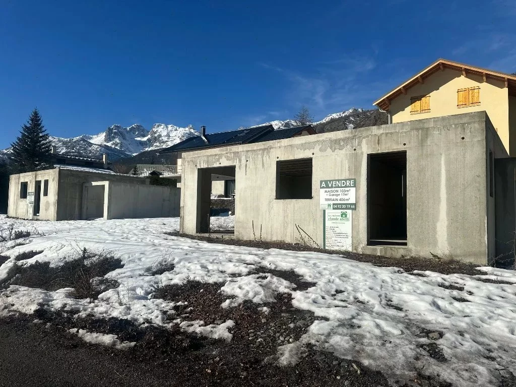 407m² Land in Briancon, France No. 103412